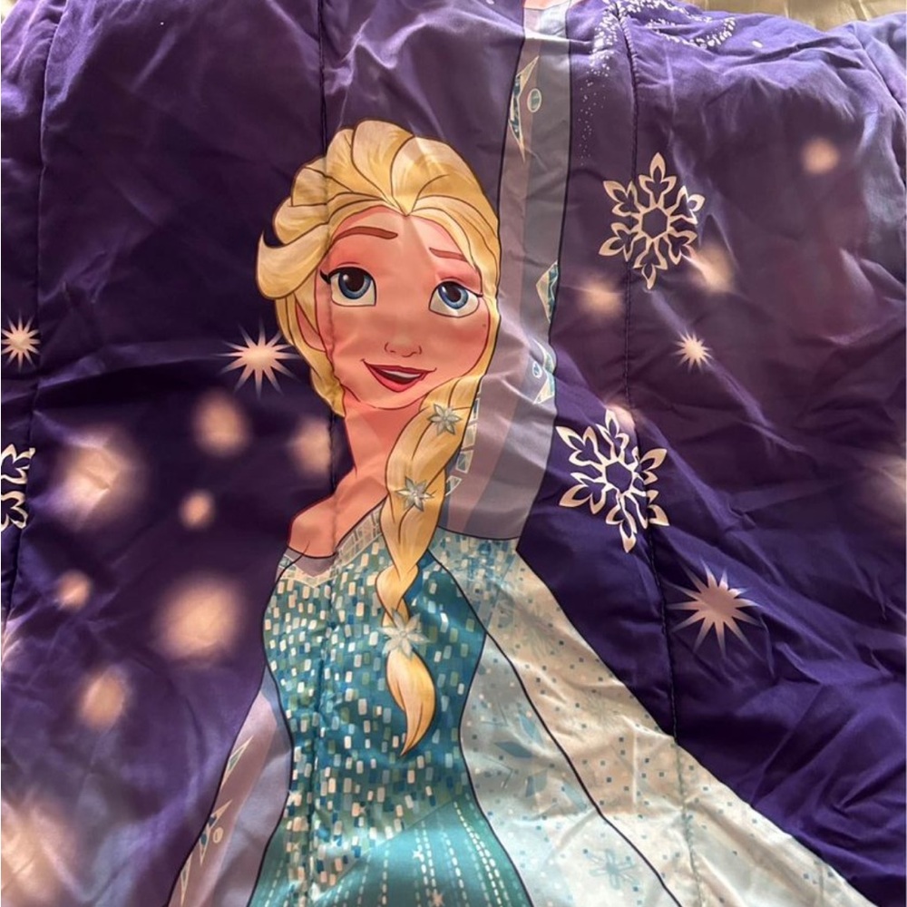 Frozen full comforter